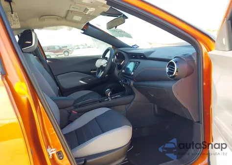 2023 Nissan Kicks Sr Xtronic Cvt z USA, uszkodzony, nr VIN 3N1CP5DV3PL567797